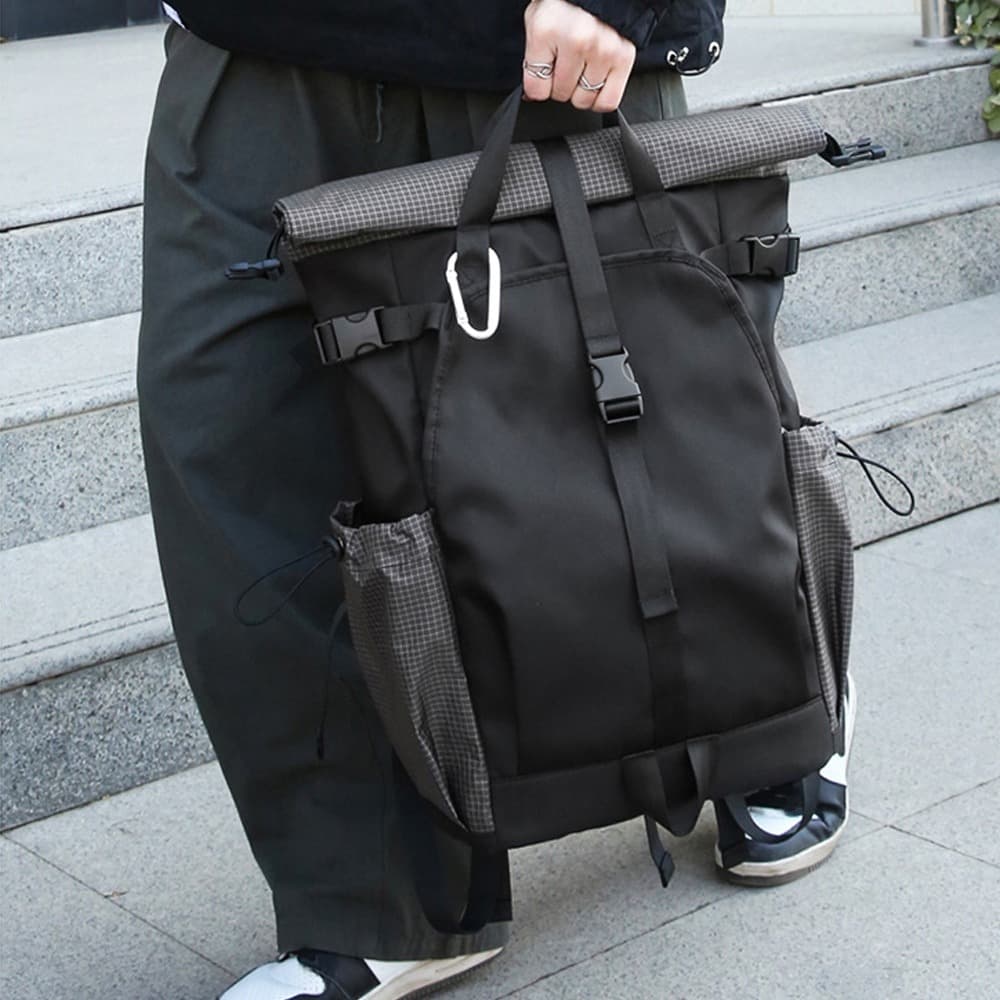 Carryingagraymultifunctionalbackpack