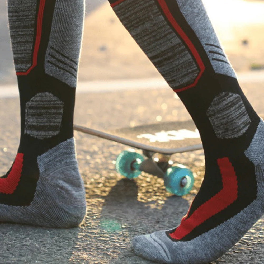 Vekap-Ski-Socks-Black-05-Outdoor